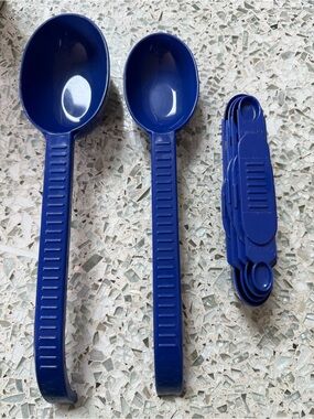 Weight Watchers Blue Plastic Measuring Spoons and Scoops Set